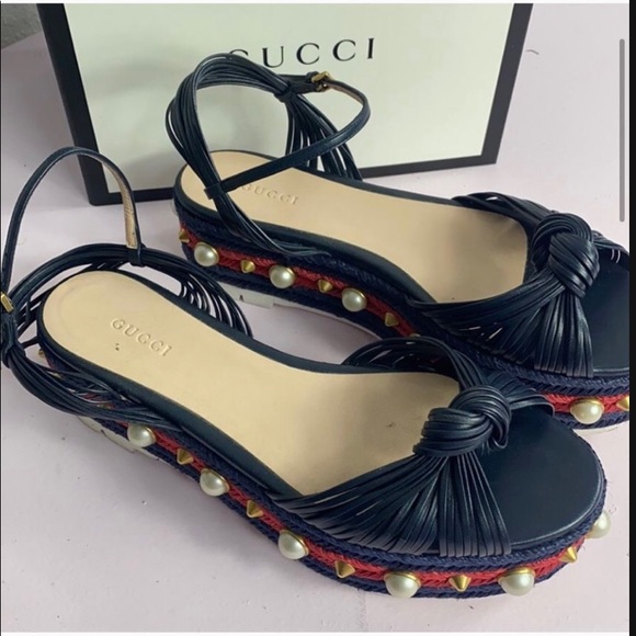 Gucci Pearl-Embellished Espadrilles Platform Sanda - Picture 3 of 5